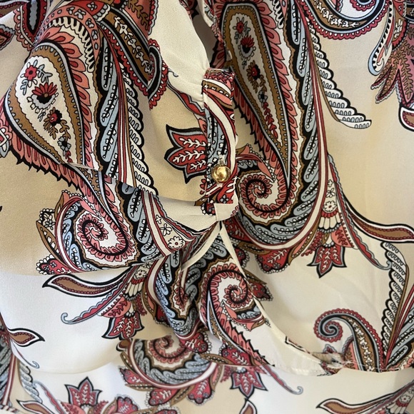 WHBM - Ruffle Front Blouse - 8 - Picture 4 of 8